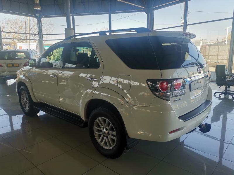 Toyota Fortuner | Full-size SUV Automatic